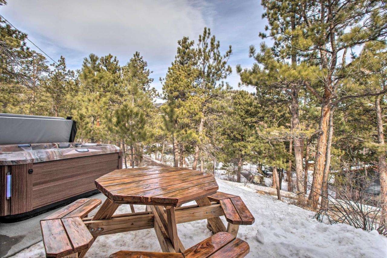 Luxe Updated Home With Grill And Hot Tub 4 Mi To Rmnp Estes Park Luaran gambar